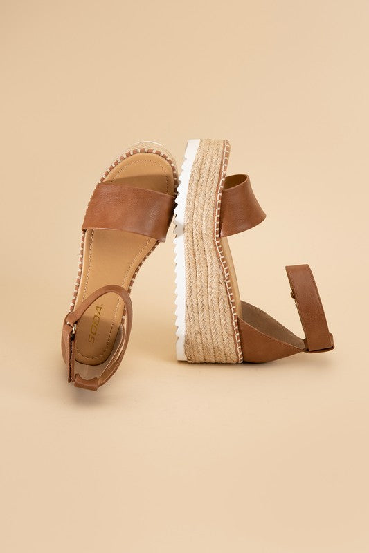 TUCKIN-S Platform Sandals